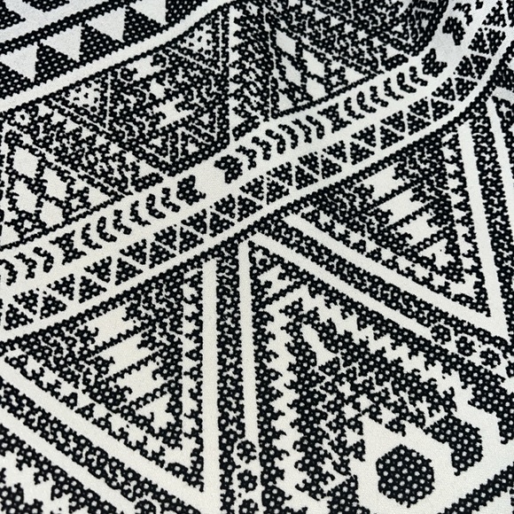 Topshop Thick Leggings/Pants with Design - Picture 7 of 8